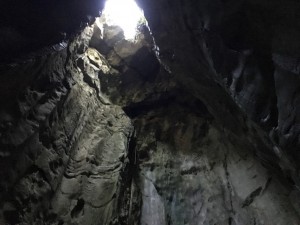 五行山の穴